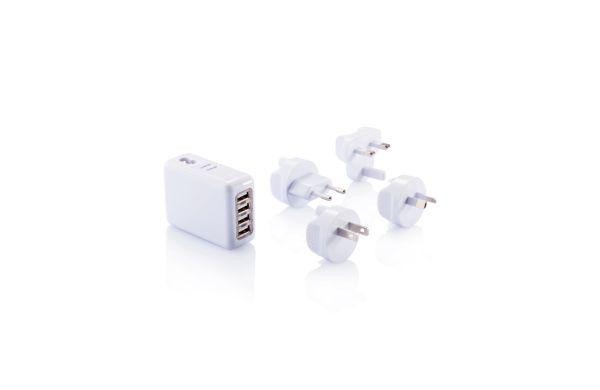 Reiseadapter mit 4fachem USB Anschluss/weiß