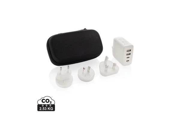TravelCharge Pro Reiseladegerät mit USB-C aus RCS rec. ABS, weiß
