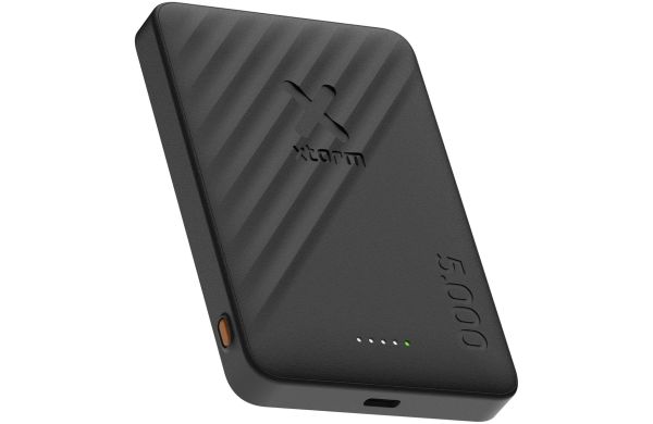 Xtorm Go2 15 W, 5000 mAh kabellose Powerbank, schwarz