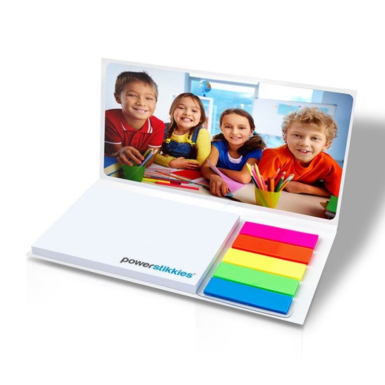 Omslag (15,6 x 15,45 cm)